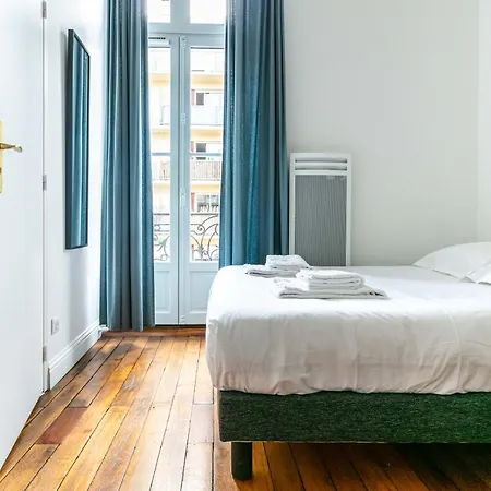 Madeleine'S Top Rated 8 Traveller City Center Bordeaux Appartments Exterior photo