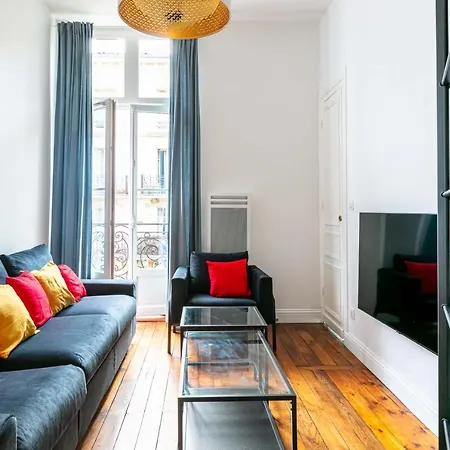 Madeleine'S Top Rated 8 Traveller City Center Bordeaux Appartments Exterior photo