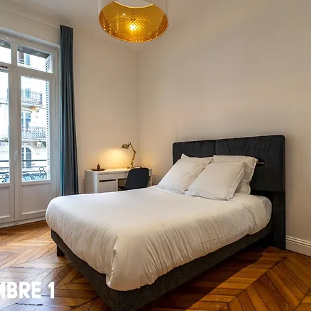 Madeleine'S Top Rated 8 Traveller City Center Bordeaux Appartments Exterior photo